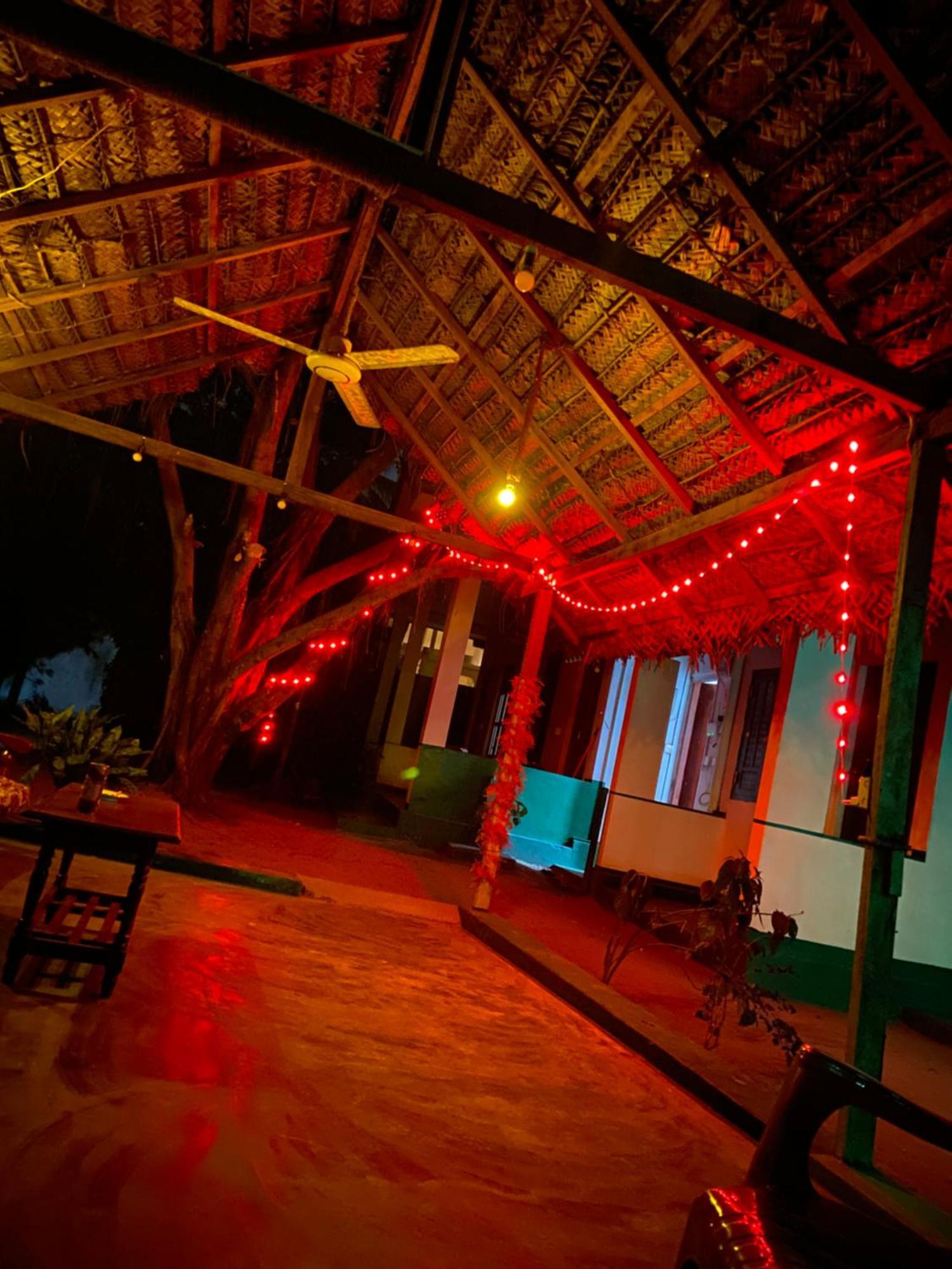 Marina Way Hotel Arugam Bay Exterior foto